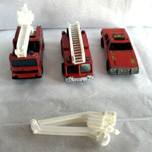 Vintage diecast Fire Engines, Trucks, Chief Matchbox & Hot Wheels 4 pc